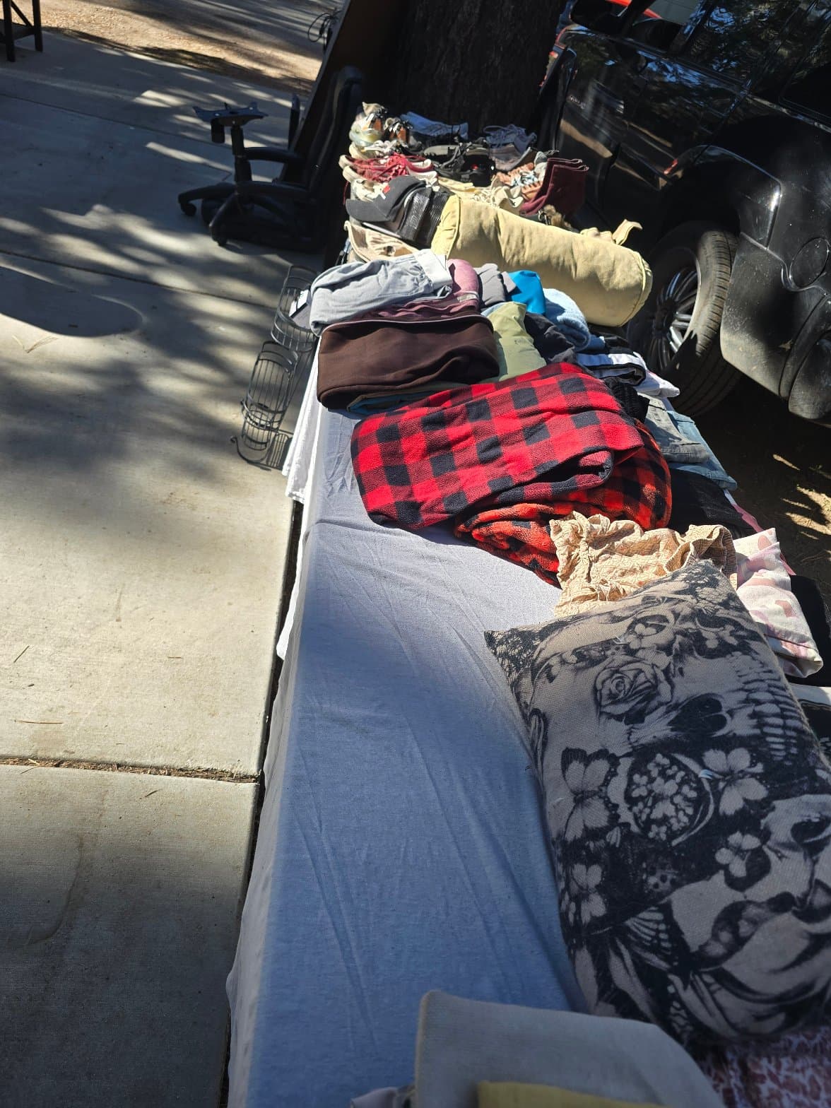 Folded Linens & Towels Lot